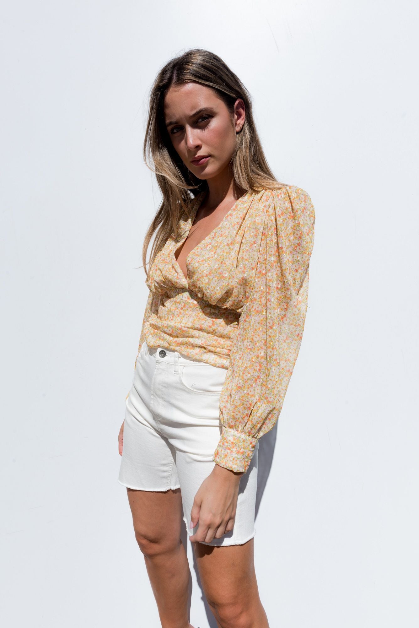 Blusa con stampa floreale